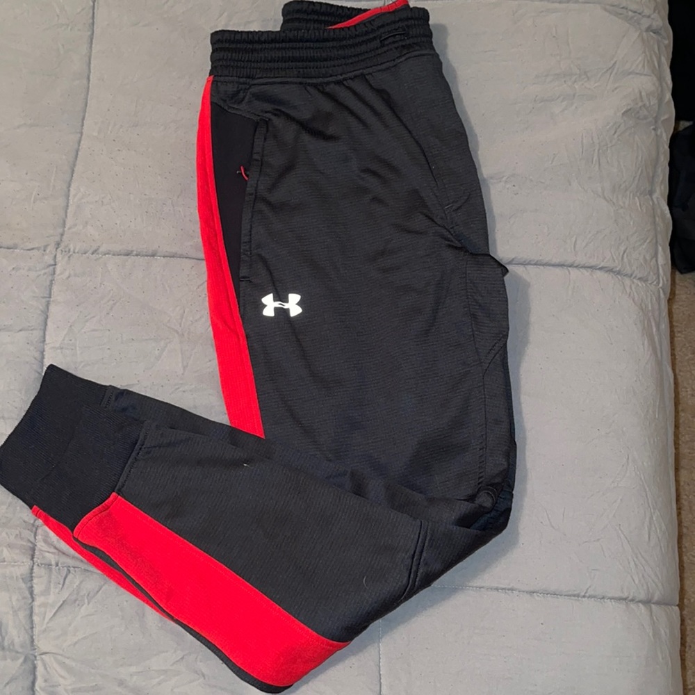 Under Armour sweatpants joggers